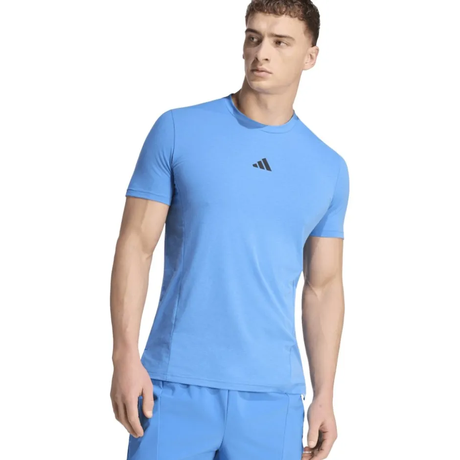 T-Shirts & Tops < adidas Deigned for Training hirt Heren - ray bue KA7295