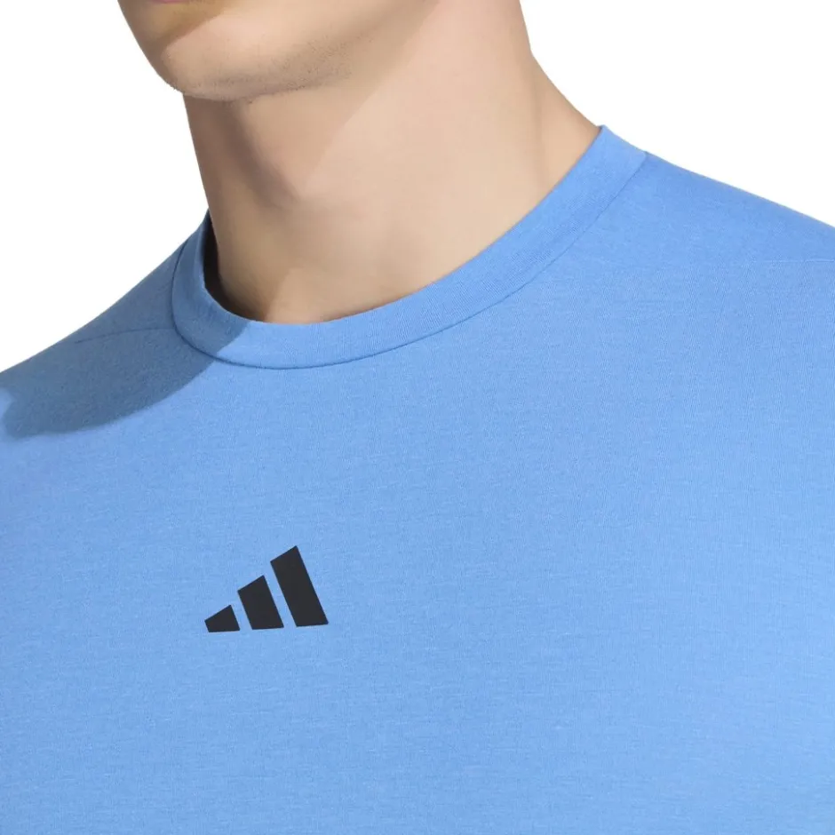 T-Shirts & Tops < adidas Deigned for Training hirt Heren - ray bue KA7295