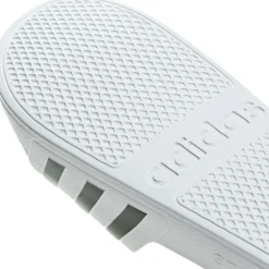 Zwemschoenen|Zwemschoenen < adidas Adilette Aqua Badeslippers - cloud white/core black/cloud white F355