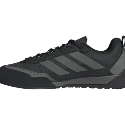 Approachschoenen|Approachschoenen < adidas TERREX Skychaser Solo approachschoenen heren - core black/carbon/grey four JS4327