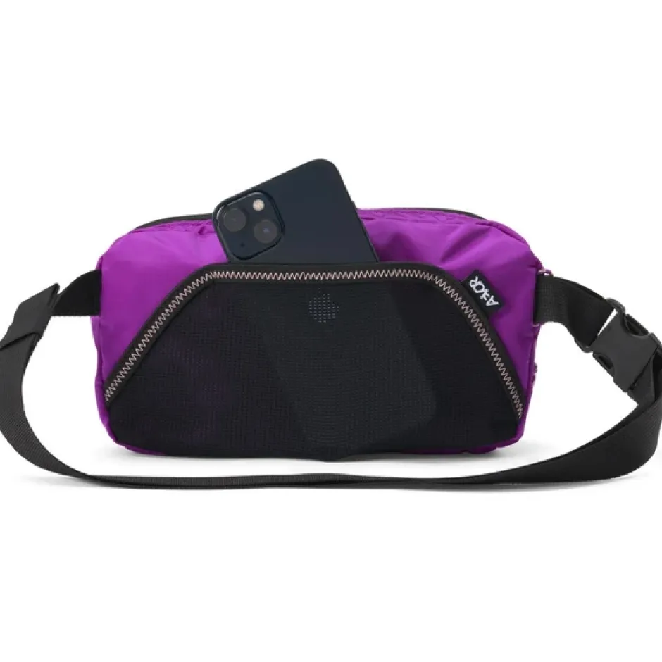 Heuptassen & Drinkgordels < Aevor Ease Heuptas 2L - Ripstop Electric Fuchsia