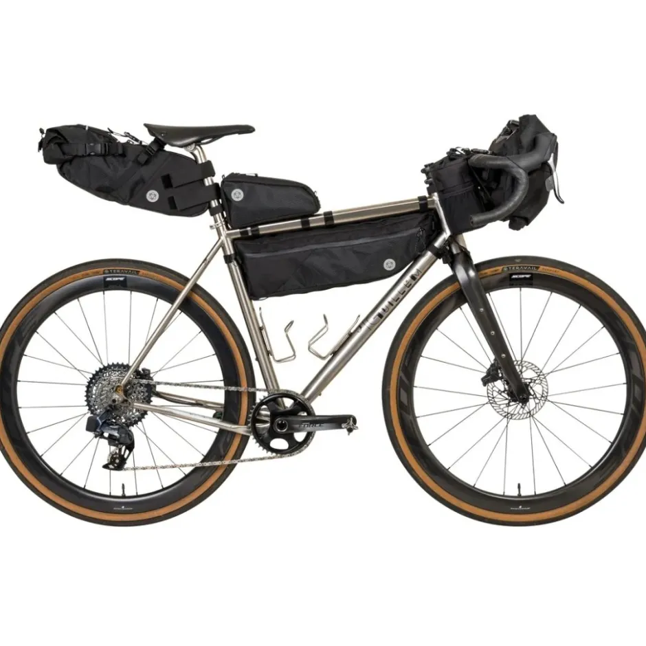 Frametassen < AGU Venture Tube Frametas - 5.5L - zwart