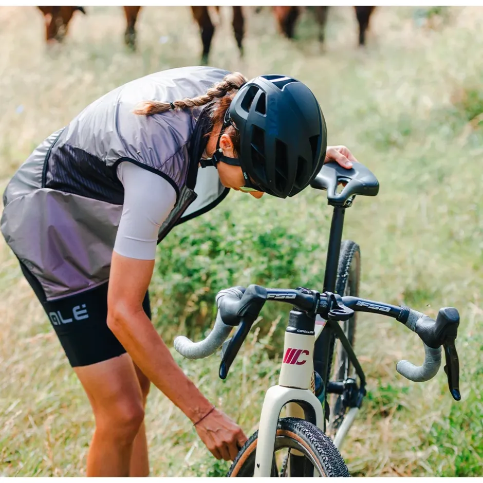 Vesten < Ale Aé PR-E auvage Fietvet Dae - iver