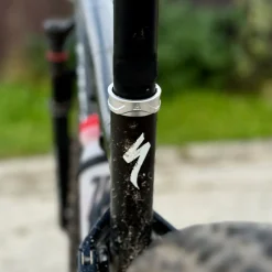 Alugear Zadelpenklem - rood