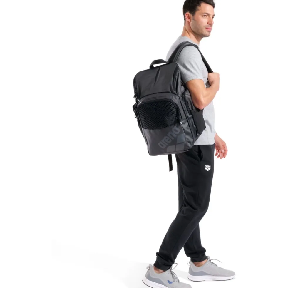 arena One Go 35L Rugzak - Zwart