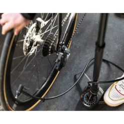 BBB Cycling AirBoost 2.0 BFP-28 Vloerpomp - rood