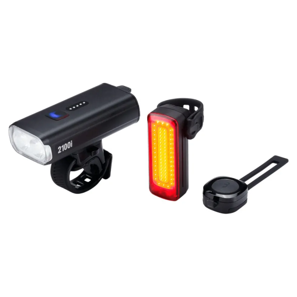 BBB Cycling StrikeDuo 2100i Combo + Signal Pro Verlichtingsset BLS-277i - zwart