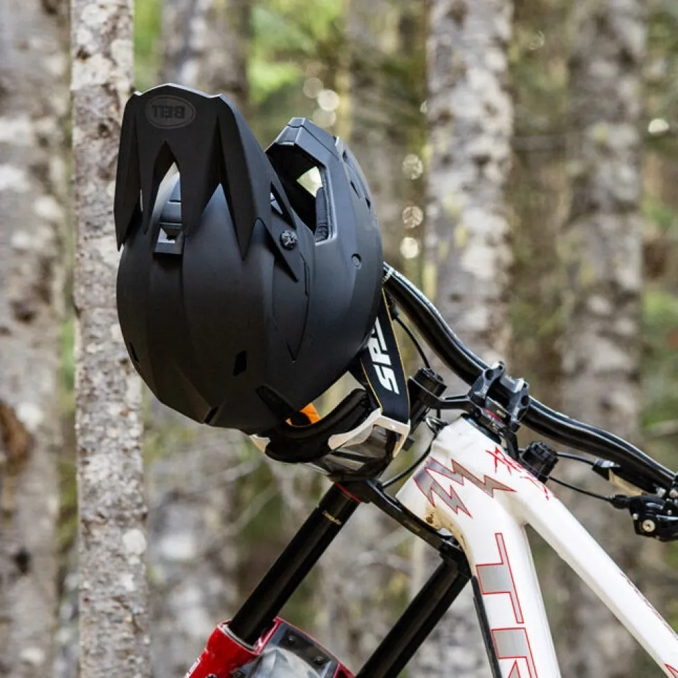 Bell Full-10 MIPS Solid Helm - fasthouse black/white