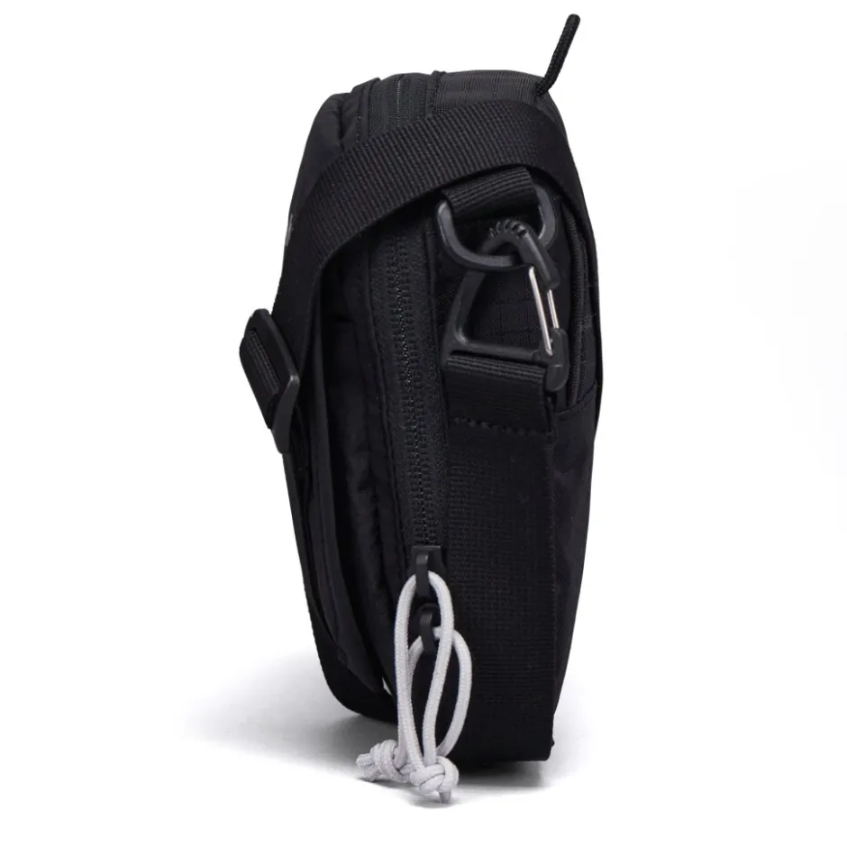 Heuptassen & Drinkgordels < Berghaus Xodus X-Body Small Tas - Zwart/Zwart
