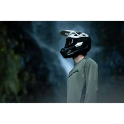 E-Bike Helmen|Mtb-Helmen < Bluegrass Vanguard Core IPS He - white back att