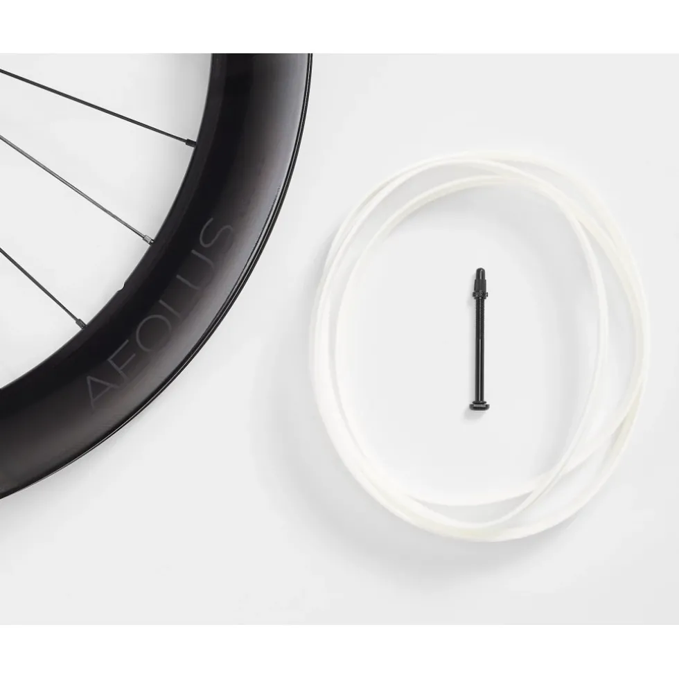 Bontrager Aeolus RSL 62 TLR Disc Carbon Wheelset - Clincher / Tubeless - Centerlock - 12x100mm | 12x142mm - Shimano HG
