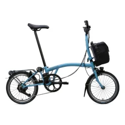 Elektrische Fietsen|Elektrische Vouwfietsen < Brompton Electric C Line - 4-Speed - Mid Bar - Extended Seatpost - Rear Rack - 16" Elektrische Vouwfiets - 2026 - cloud metalic