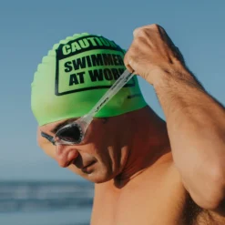 Buddyswim Siliconen Badmuts - CAUTION SWIMMER AT WORK - yellow