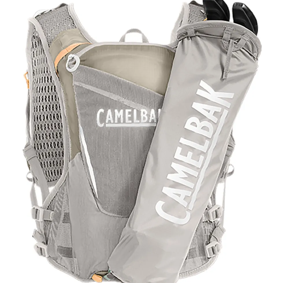 CamelBak Zephyr Pro 12 Hardloop-Bodywarmer Dames + 2 x 500ml Quick Stow™ Flasks - flint grey
