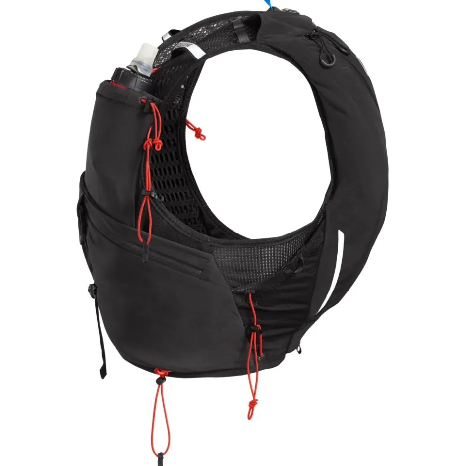 Rugzakken & Drinksystemen < CamelBak Apex Pro 12 Hardoopvet + 2 x 500 Quick tow™ Fak - zwart