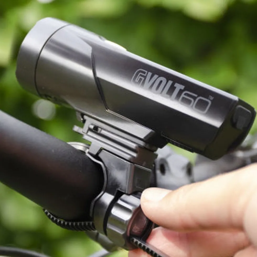 Cat Eye GVolt 60 + Micro G Light Set - black