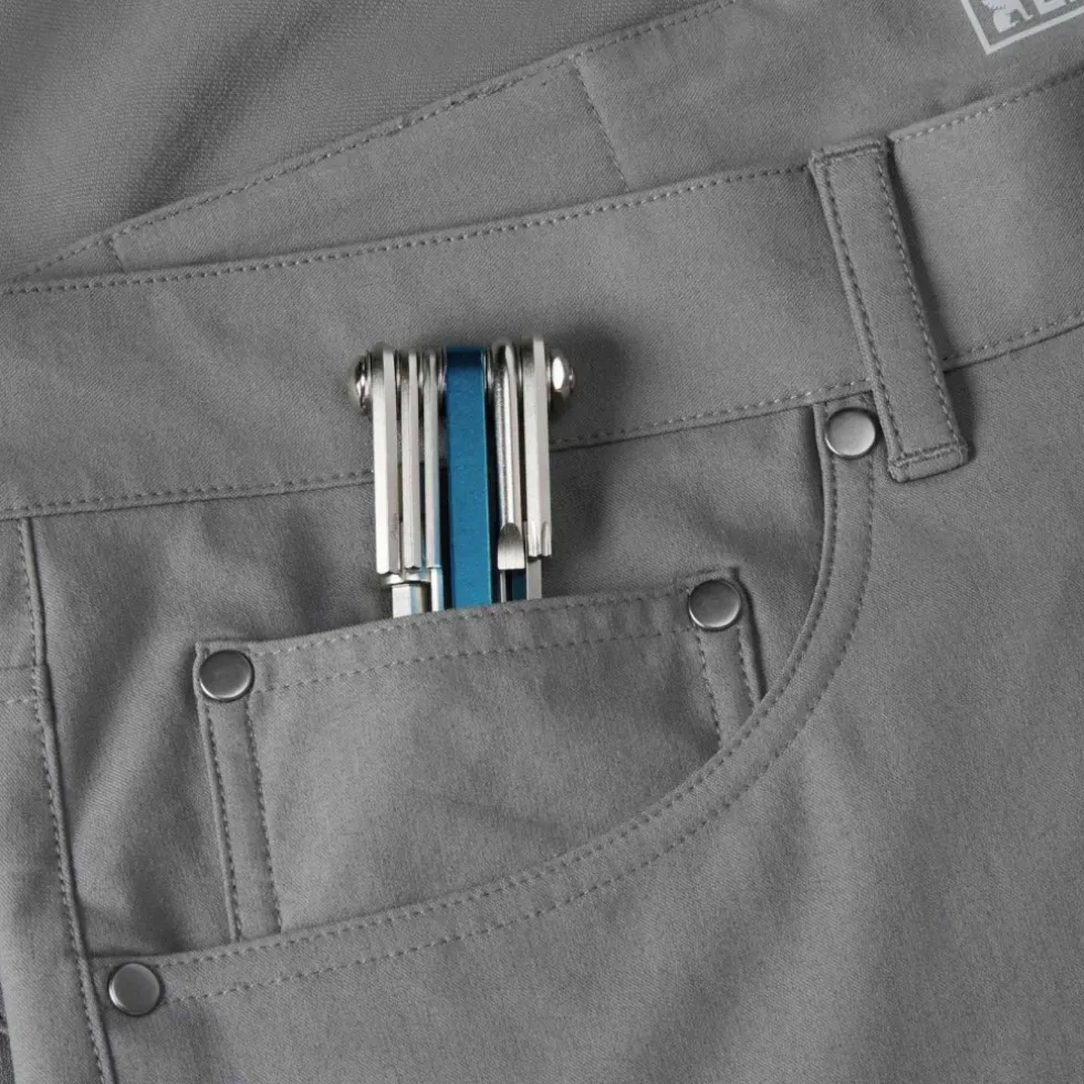CHROME Madrona Short Heren - Castle Rock
