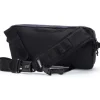 Messenger Bags En Schoudertassen < CHROME Industries CHROME Kadet Schoudertas - 9L - Black Canvas Leather