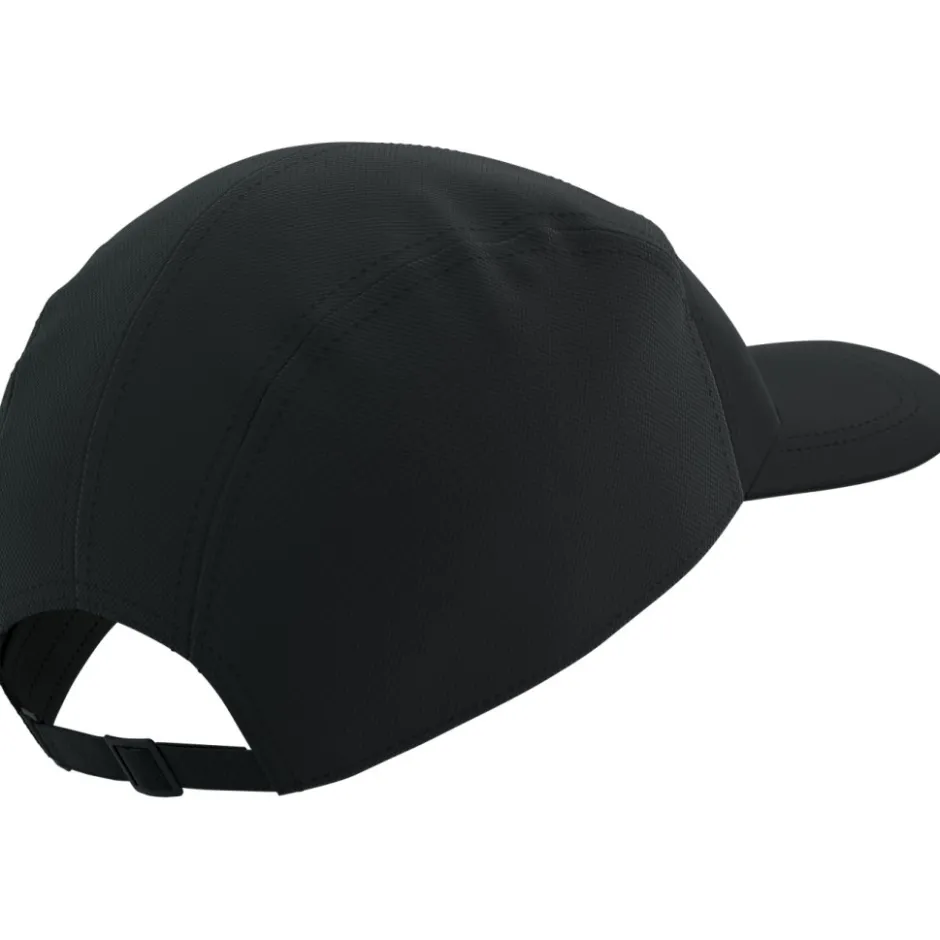 Mutsen < Compressport 5 Panel Light Pet - zwart
