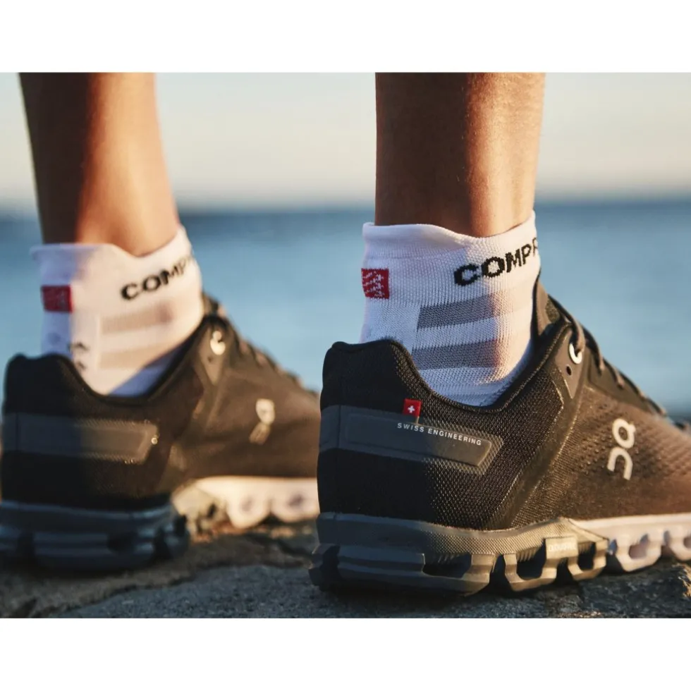 Compressport Pro Racing Compressiesokken v4.0 Ultralight Run Low - white/alloy
