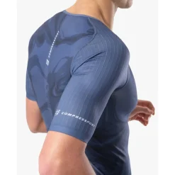 Compressport Tri Postural Aero Shirt met Korte Mouwen Heren - indigo print