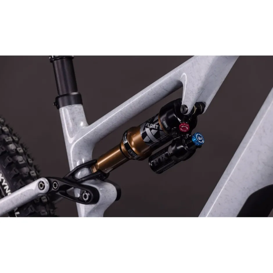 Elektrische Fietsen|E-Mtb Full Suspension < CUBE A HYBRID ONE44 C:68X UPER T 400X - 29" Carbon E-ountainbike - 2026 - foggrey / fibre
