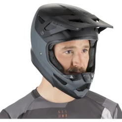 CUBE Helm STATUS X 100% - zwart