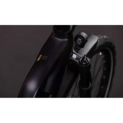 Elektrische Fietsen < CUBE KATHMANDU HYBRID Comfort SLX 800 - Trapeze - Trekking E-Bike - 2026 - solareclipse / gold