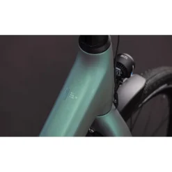 CUBE KATHMANDU HYBRID C:62 SLT 400X - Easy Entry - Carbon Trekking E-Bike - 2026 - seafoam / chrome
