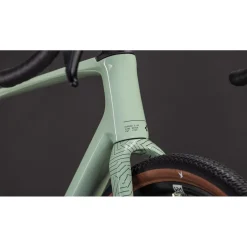 CUBE NUROAD C:62 ONE - Carbon Gravel Bike - 2026 - aloegreen / black