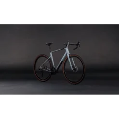 Gravelbikes Bikepacking < CUBE NUROAD C:62 Pro - Carbon Grave Bike - 2026 - vucan / prism