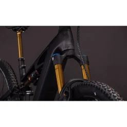 Elektrische Fietsen|E-Mtb Full Suspension < CUBE TEREO HYBRID ONE44 HPC AT 800 - Carbon E-Mountainbike - 2026 - 27.5“ – carbon / gold