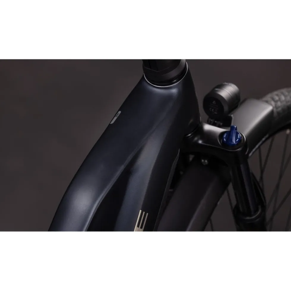 CUBE TOURING HYBRID ONE 600 - Trapeze - Trekking E-Bike - 2026 - coal / chrome