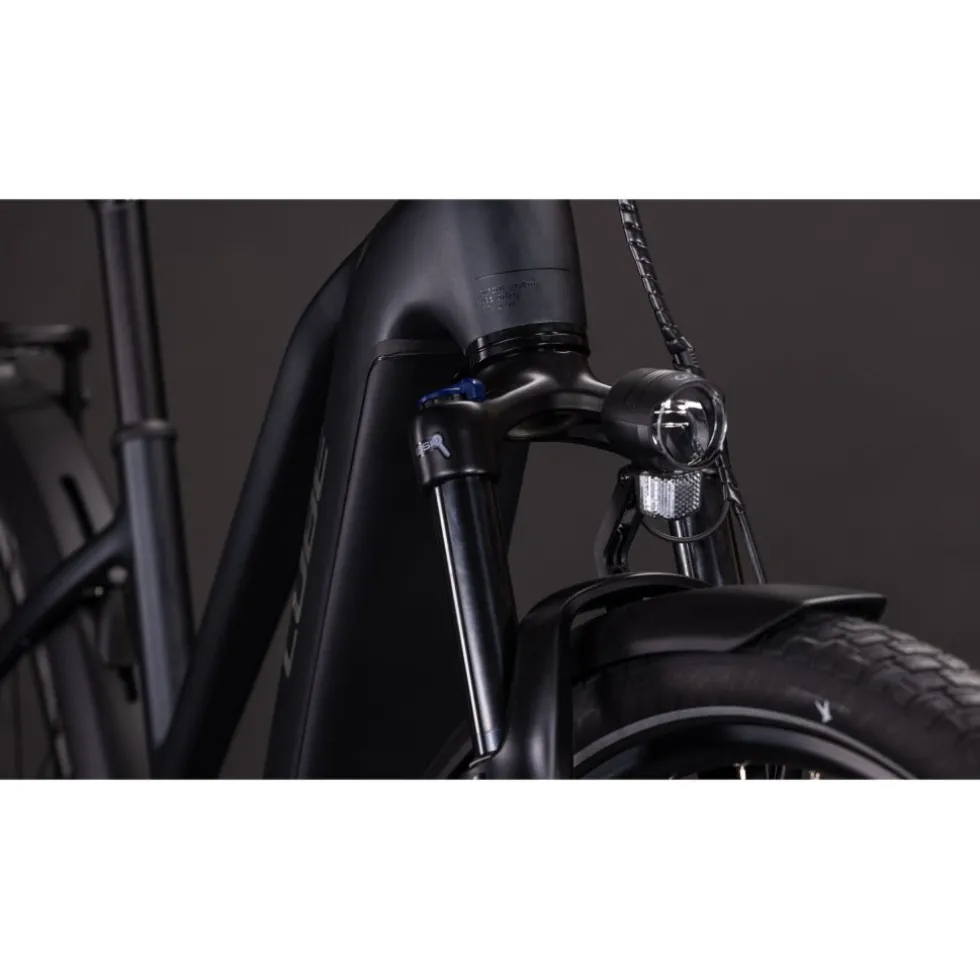 CUBE TOURING HYBRID ONE 600 - Trapeze - Trekking E-Bike - 2026 - coal / chrome
