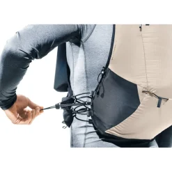 Rugzakken & Drinksystemen < Deuter Ascender 7 Trailrugzak - alu