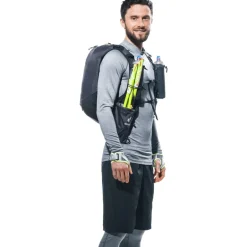 Rugzakken & Drinksystemen < Deuter Ascender 7 Trailrugzak - black