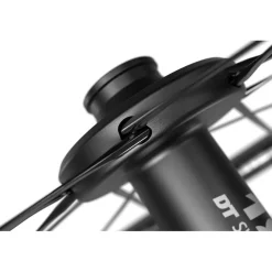 Wielen En Wielsets|Wielen < DT Swiss ARC 1100 DICUT db 80 Achterwiel - 28" | Carbon | Clincher | Centerlock - 12x142mm - HG-EV / XDR