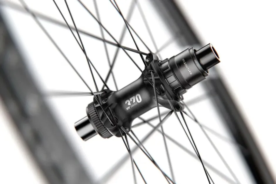Wielen En Wielsets < DT Swiss G 1800 SPLINE 25 Achterwiel - 28" | Clincher | Centerlock - 12x142mm - 370 Ratchet - HG-L