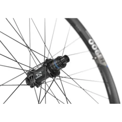 DT Swiss H 1900 SPLINE Achterwiel - 27.5