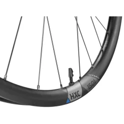 DT Swiss HXC 1501 SPLINE ONE Voorwiel - 27.5" | Carbon | 30mm | Hookless | 6 Gaten - 15x110mm Boost