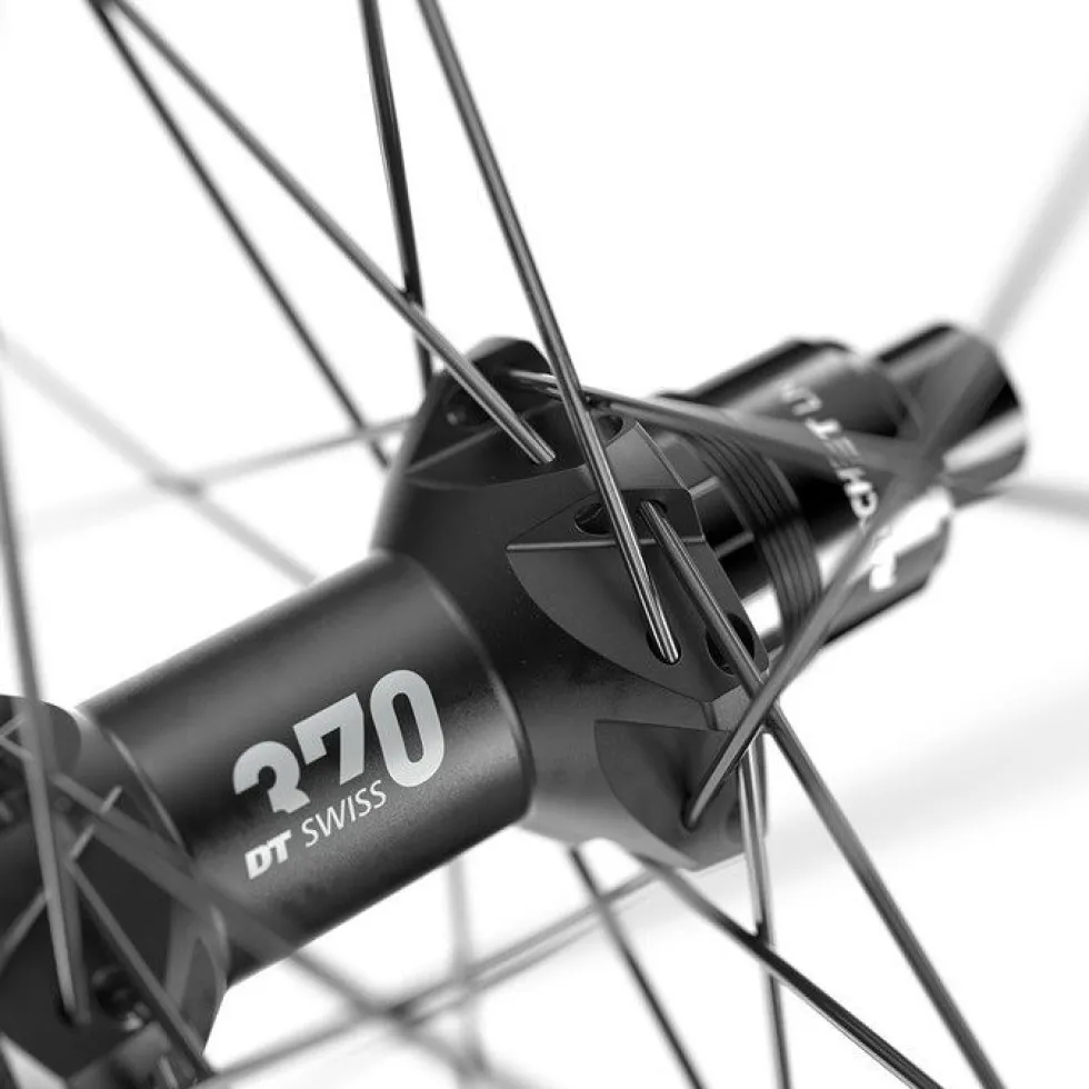 DT Swiss M 1900 SPLINE Achterwiel - 27.5" | 30mm | Clincher | Centerlock / 6 Gaten - 12x148mm Boost - zwart
