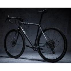 Stickers < Dyedbro Old School Tattoo Gravel Beschermfolie voor het Frame - white matte