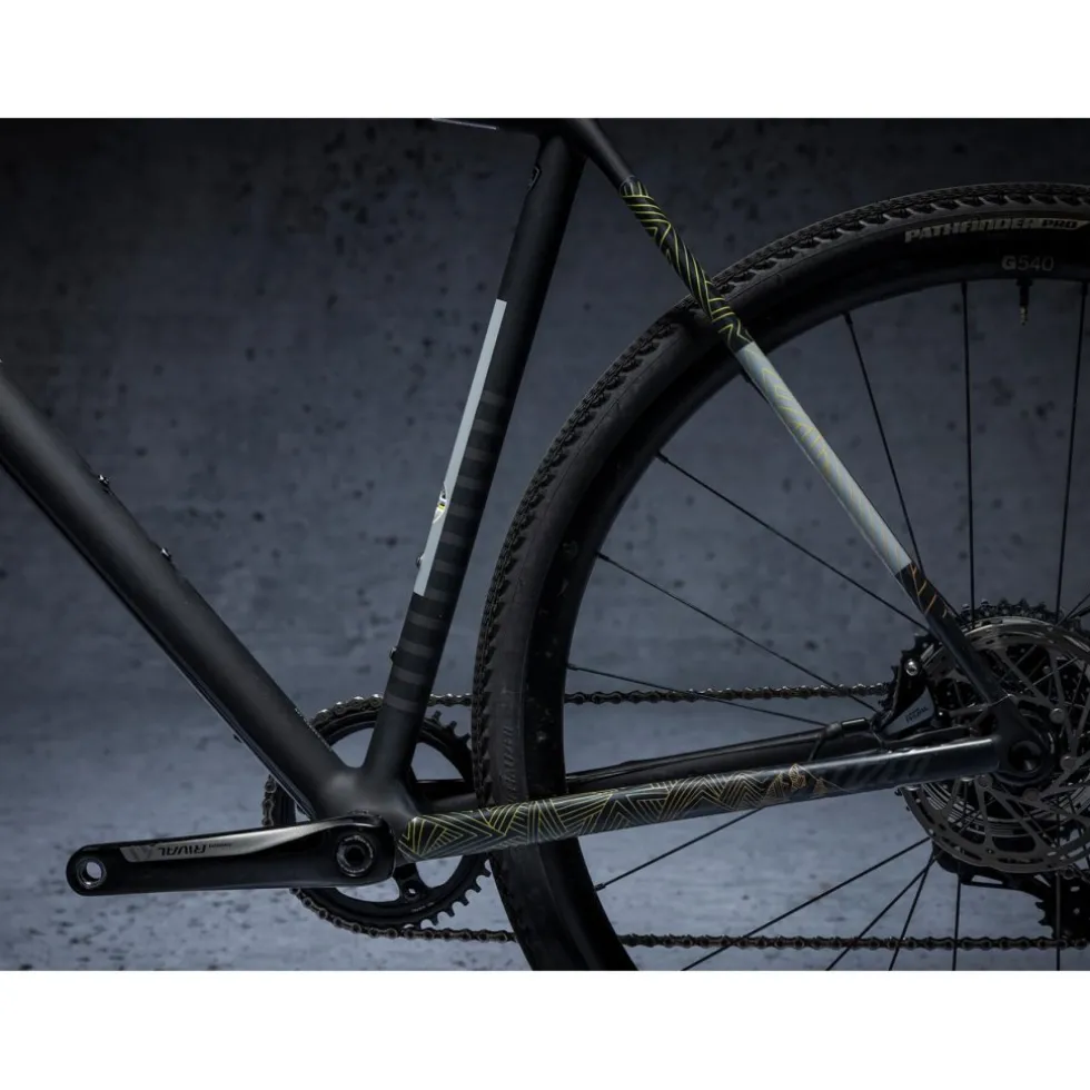DYEDBRO Stay Free Gravel Beschermfolie voor het Frame - color matte