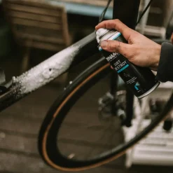 Gereedschap En Onderhoud|Reinigers < Dynamic Dirt Destroy Fietsreiniger - Schuimspray - 400ml