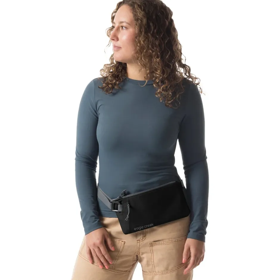 Heuptassen & Drinkgordels < Eagle Creek Stash RFID Heuptas - zwart