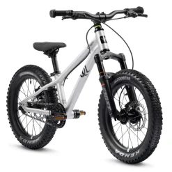 Kindermountainbikes < Early Rider Charger 16 - 16" Kinderfiets - 2026 - brushed aluminium