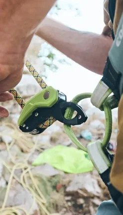 Zekerings- En Afdaalapparaten < Edelrid Pinch Zekeringsapparaat - anthracite-oasis
