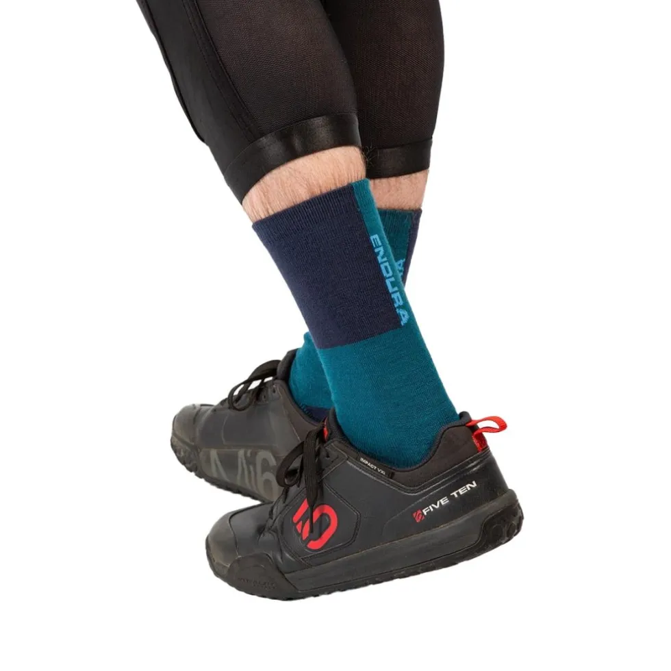 Endura BaaBaa Merino Winter Sokken Middellang - pomegranate