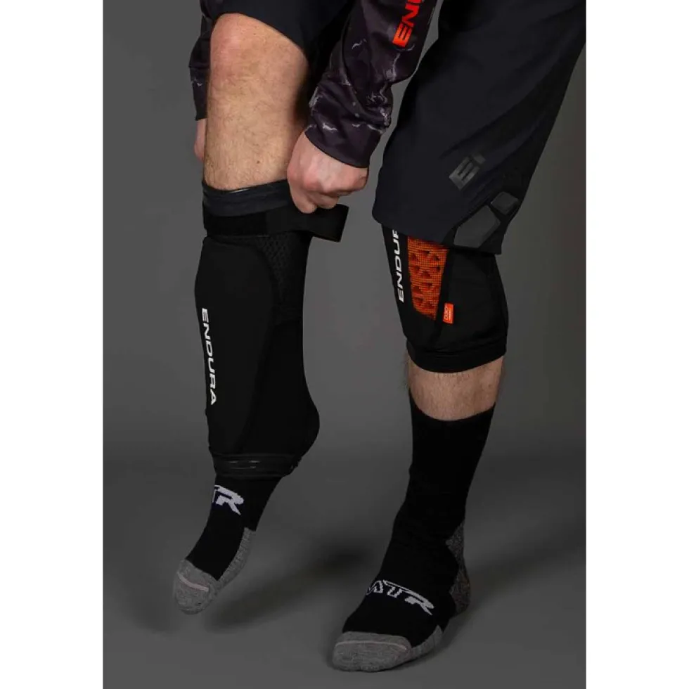 Endura MT500 D30 Lite Kniebeschermers - zwart