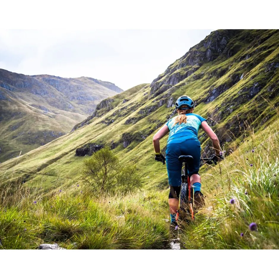 Mtb-Shorts < Endura SingleTrack Lite Shorts Dames - Short - berry